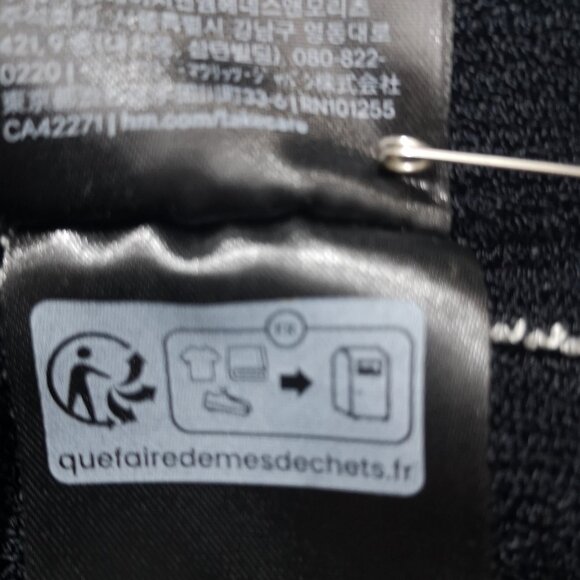 H&M Edition Ladies Size Large Navy w/ White Stripes Round Neck Sweater - Picture 8 of 11